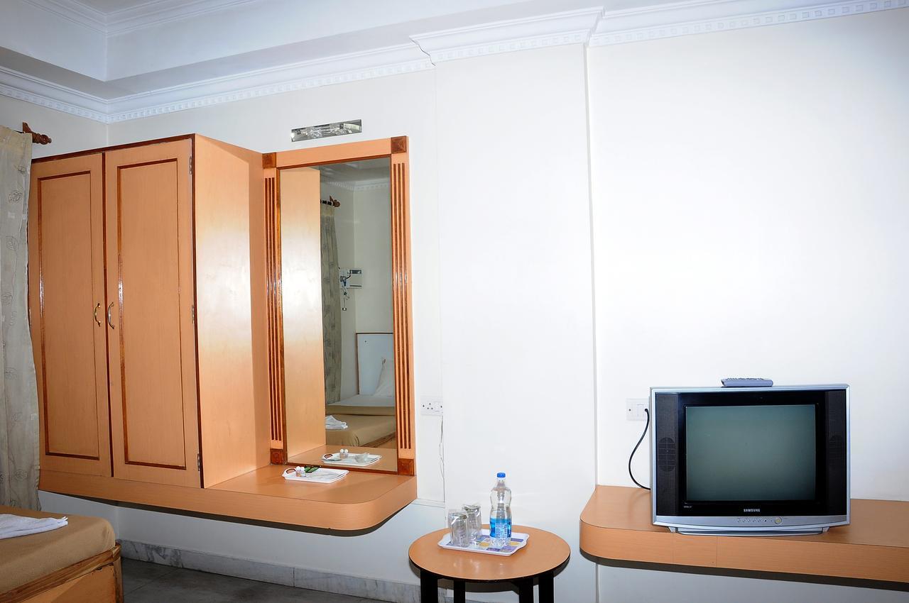 Hotel Annamalai Tiruchirappalli Exterior foto